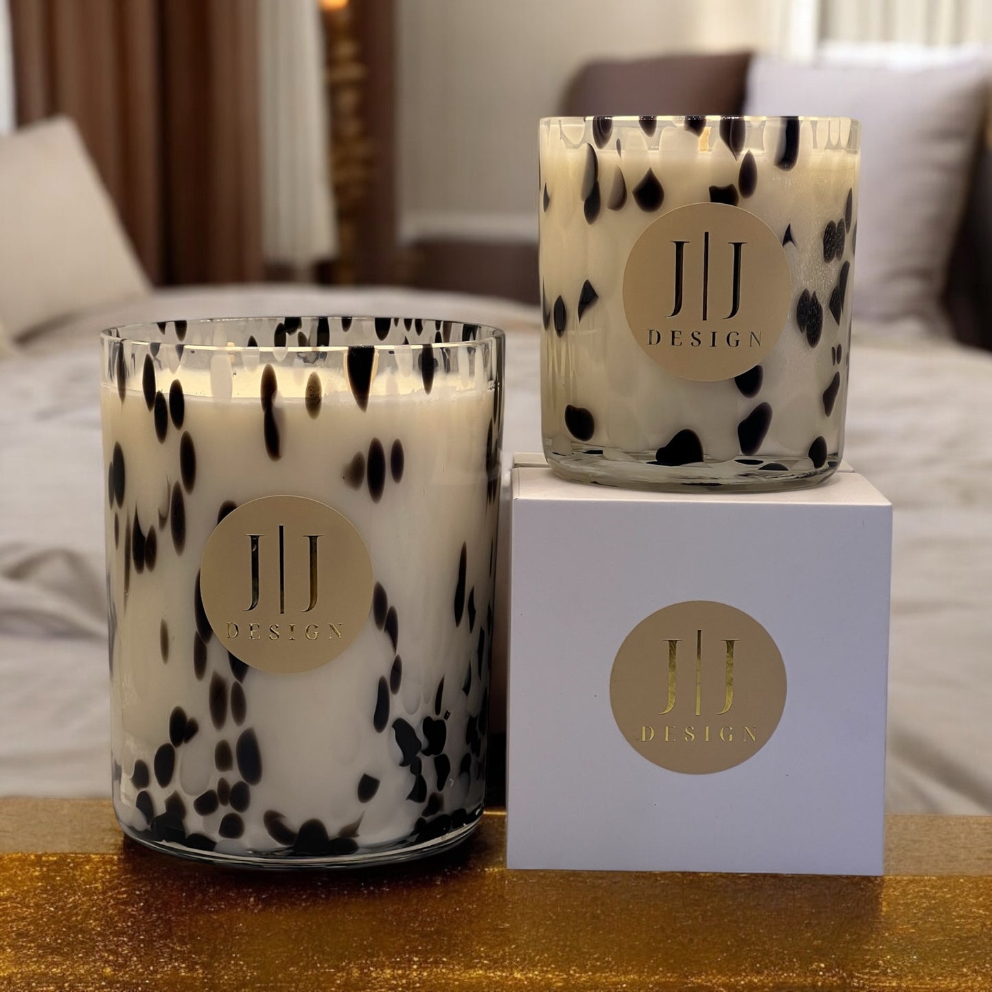 Vanilla Woods Luxury Soy Candle | 200g Hand-Blown Glass Vessel