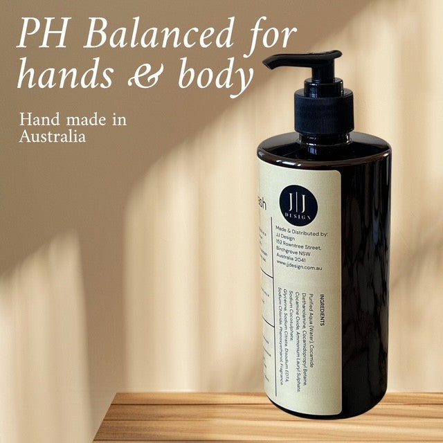 Amber Moss + Teak 450ml Scented Hand & Body Wash