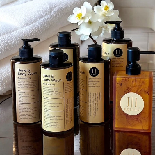 Amber Moss + Teak 450ml Scented Hand & Body Wash